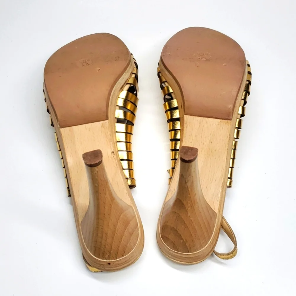 KORS Michael Kors Gold Ankle Strap Heels EUC